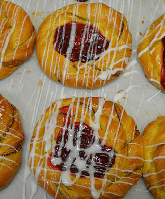 Pariser's Bakery - Cherry Danish