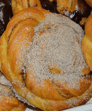 Pariser's Bakery - Cinnamon Danish