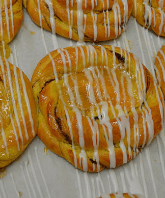 Pariser's Bakery - Peach Danish