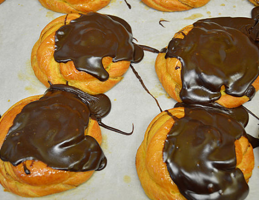 Pariser's Bakery - Chocolate Danish