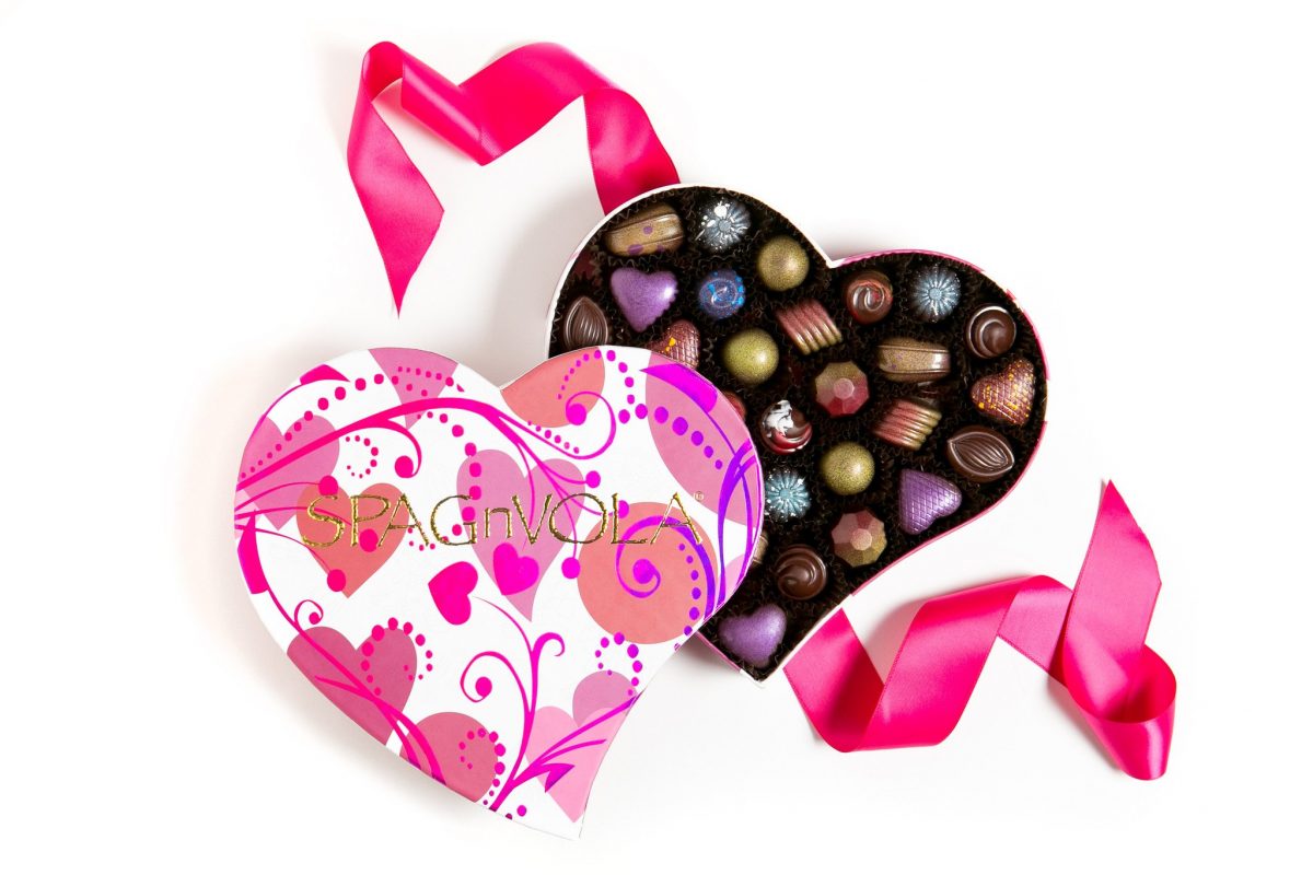 SPAGnVOLA heart box (Chocolate Bonbons) 32pc